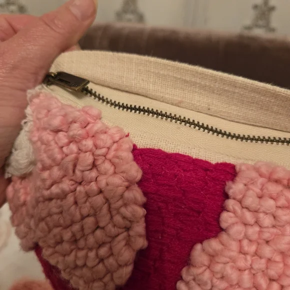 Yaya & Co X Dani Klaric Blossom Pillow Valentines Day - Picture 4 of 6